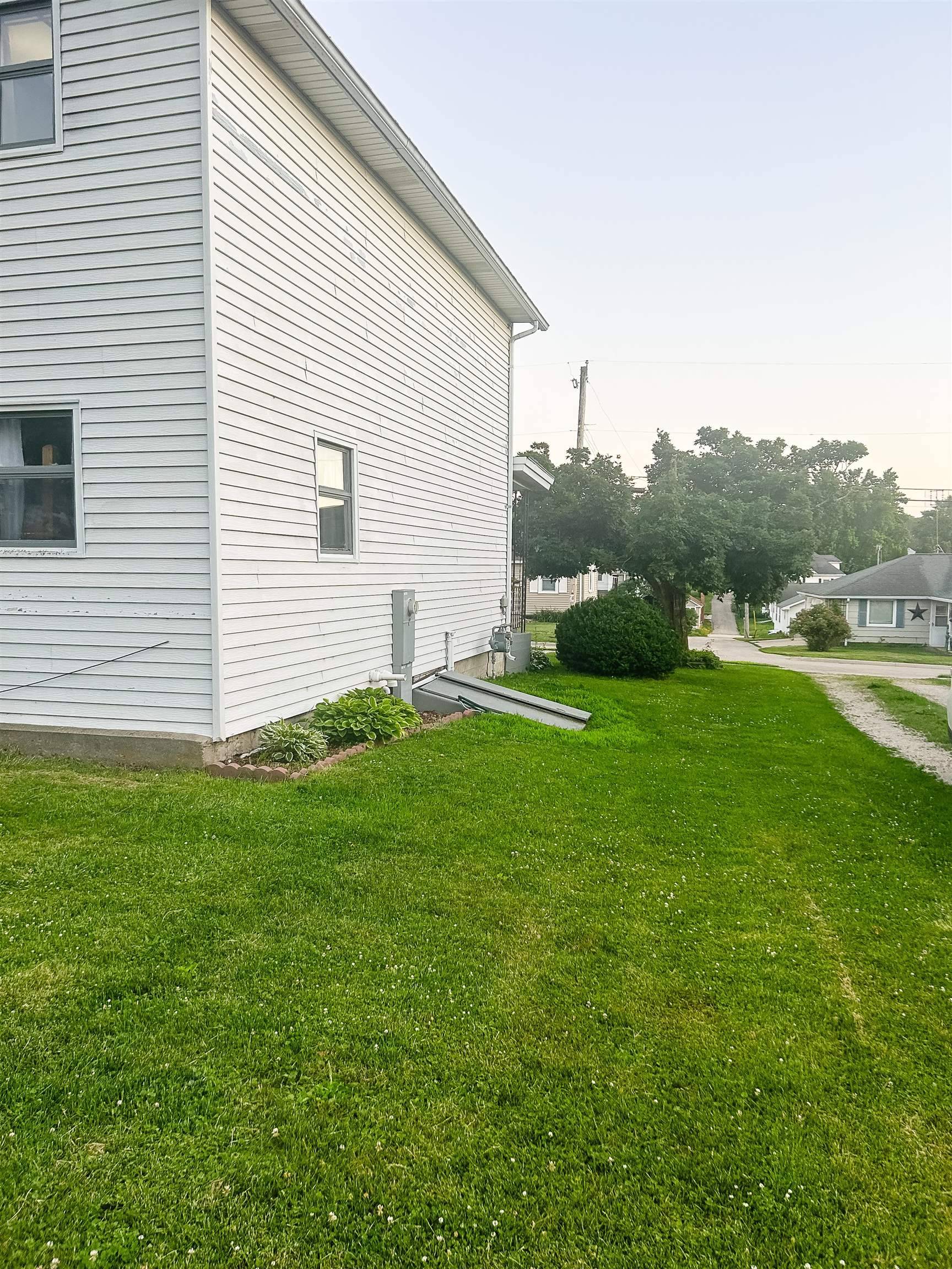Shullsburg, WI 53586,251 Main Street
