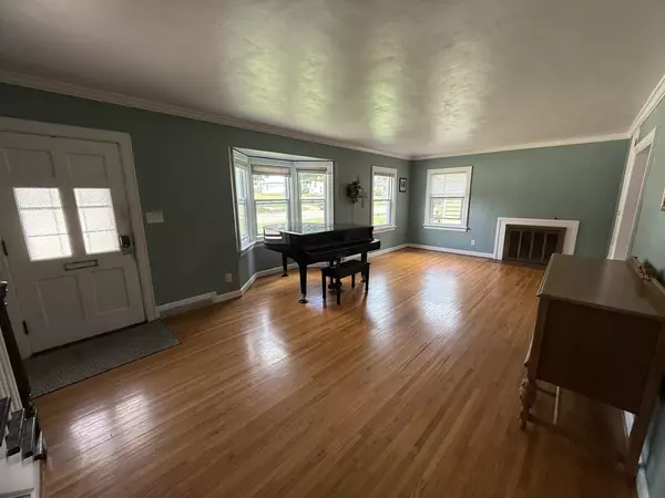 Monroe, WI 53566,942 11th Street