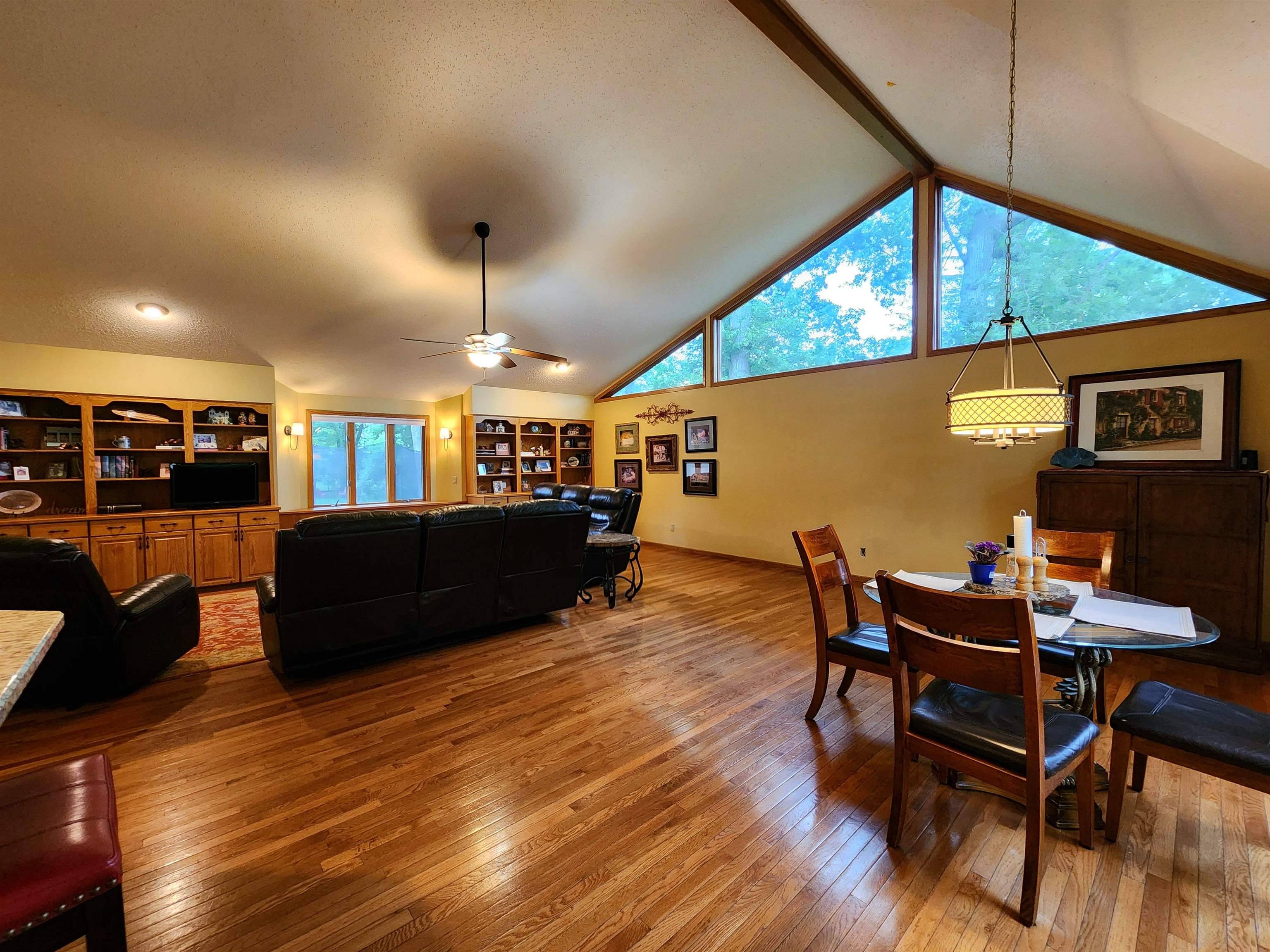 Tomah, WI 54660,815 W Monowau Street