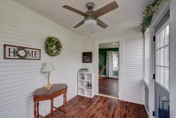 Beaver Dam, WI 53916,509 Grove Street