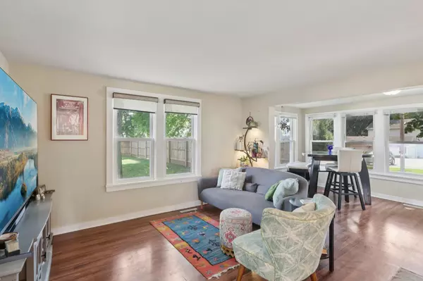 Stoughton, WI 53589,405 S 6th Street