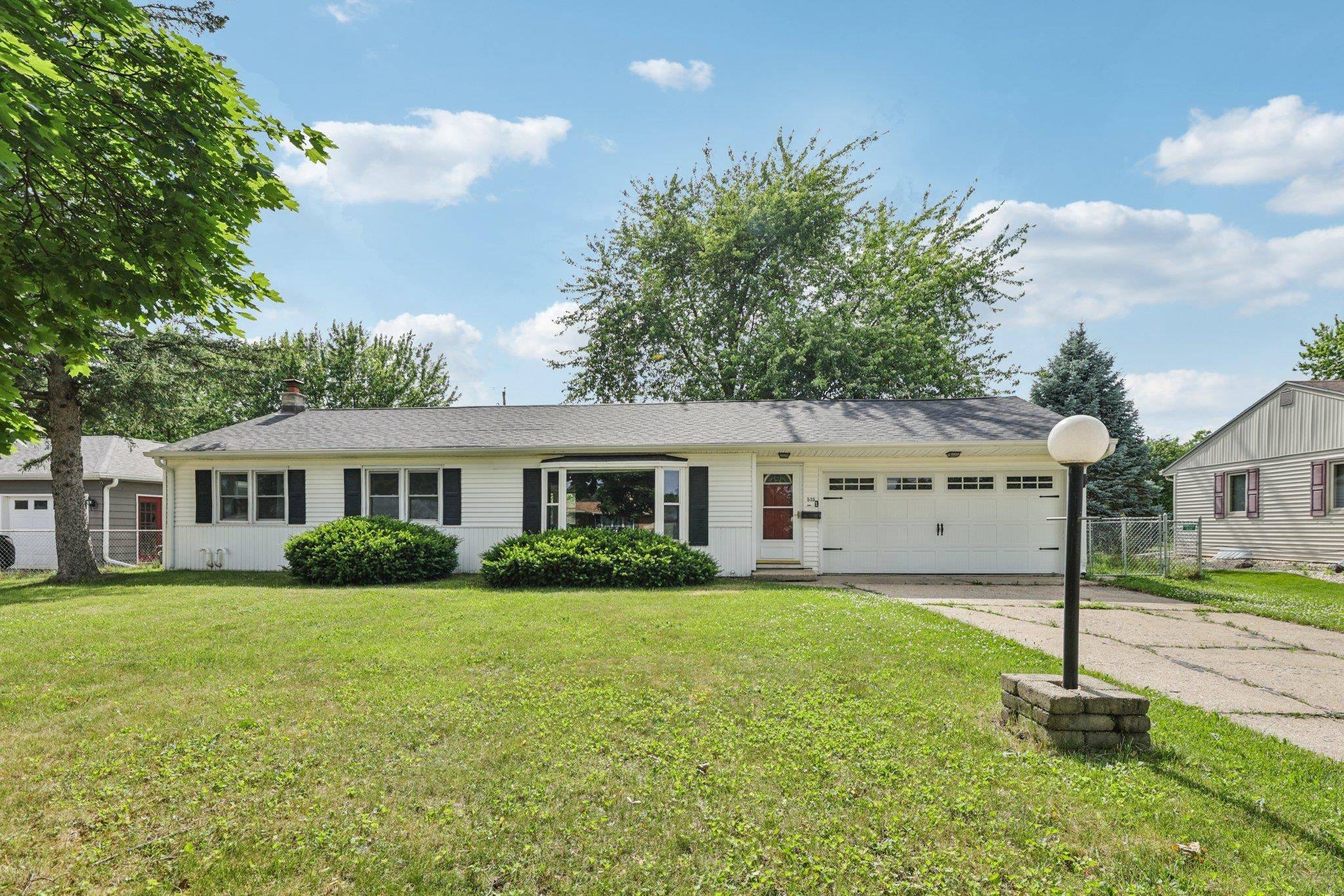 535 N Arch Street, Janesville, WI 53548