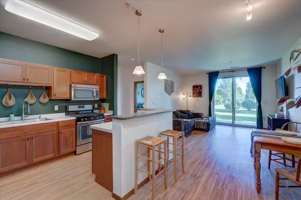 Fitchburg, WI 53711,5194 Sassafras Drive #103