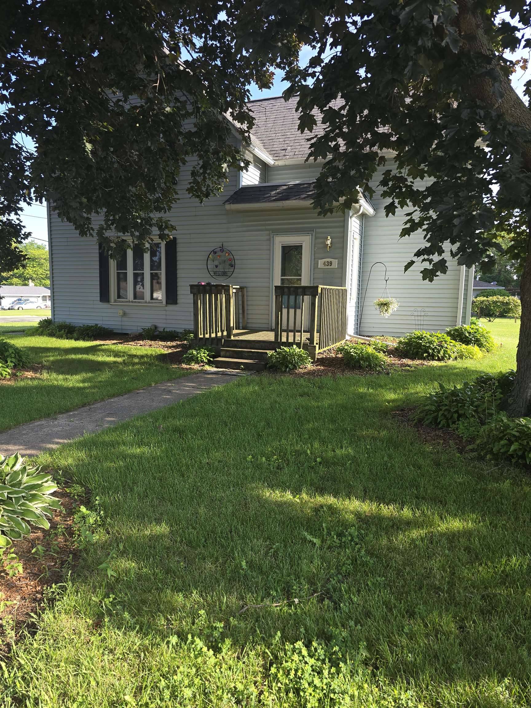 439 W Linden Street, Lancaster, WI 53813