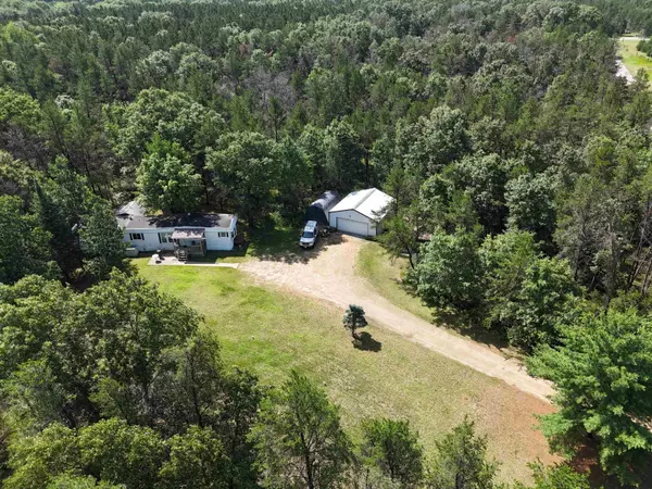 N9774 Lemonweir Avenue, Necedah, WI 54646