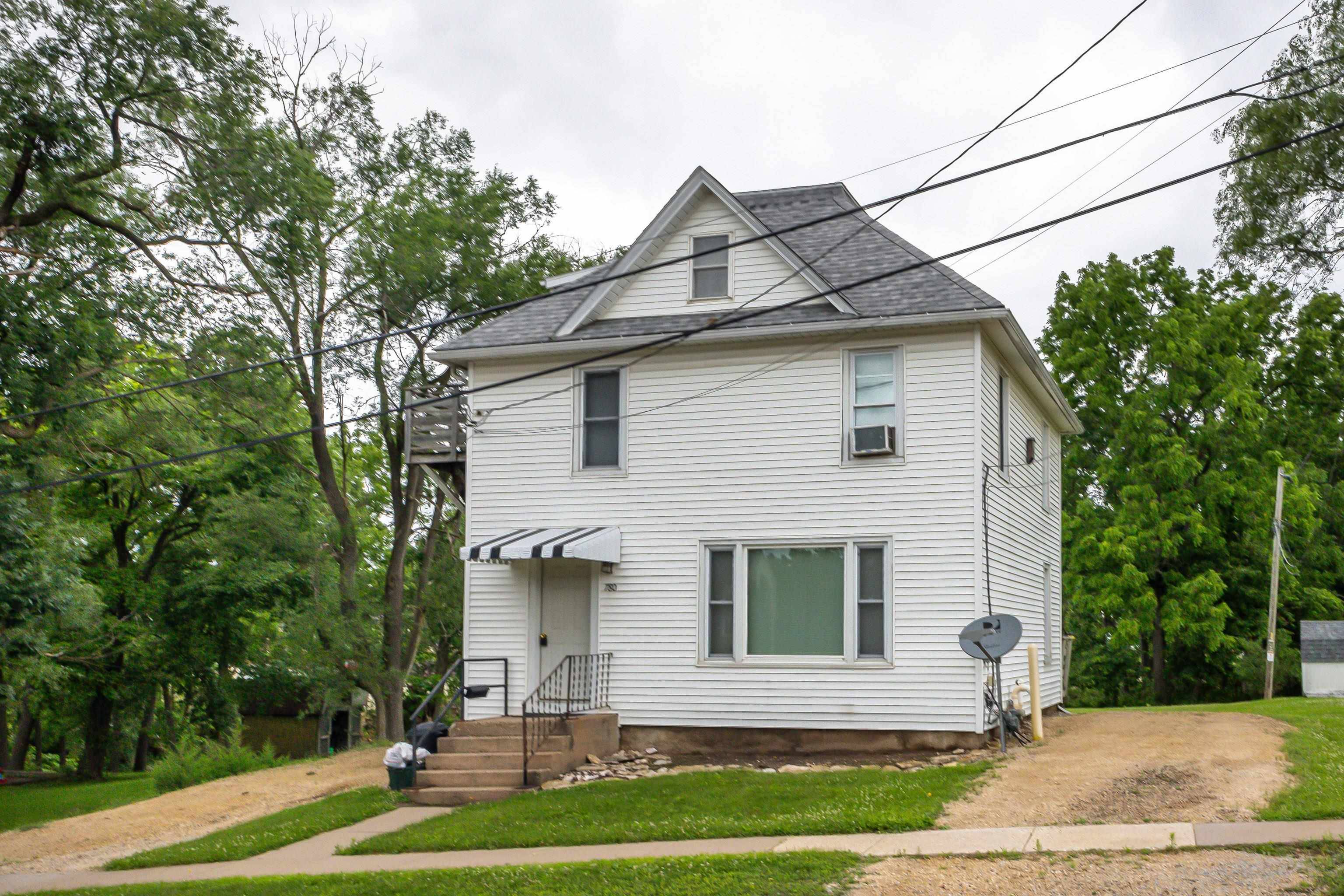 780 Fremont Street, Platteville, WI 53818
