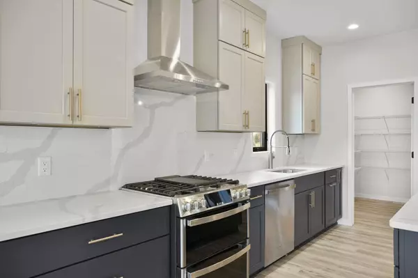 Bristol, WI 53590,6826 Angelica Trail