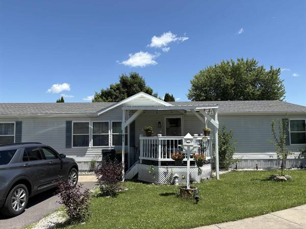 904 Moore Street, Baraboo, WI 53913