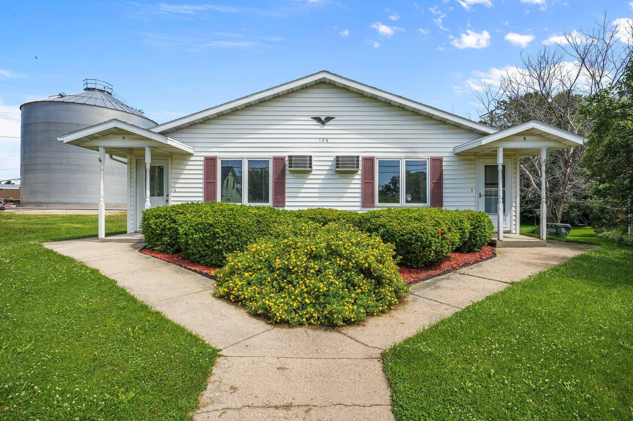 106 Cunningham Street, Cobb, WI 53526