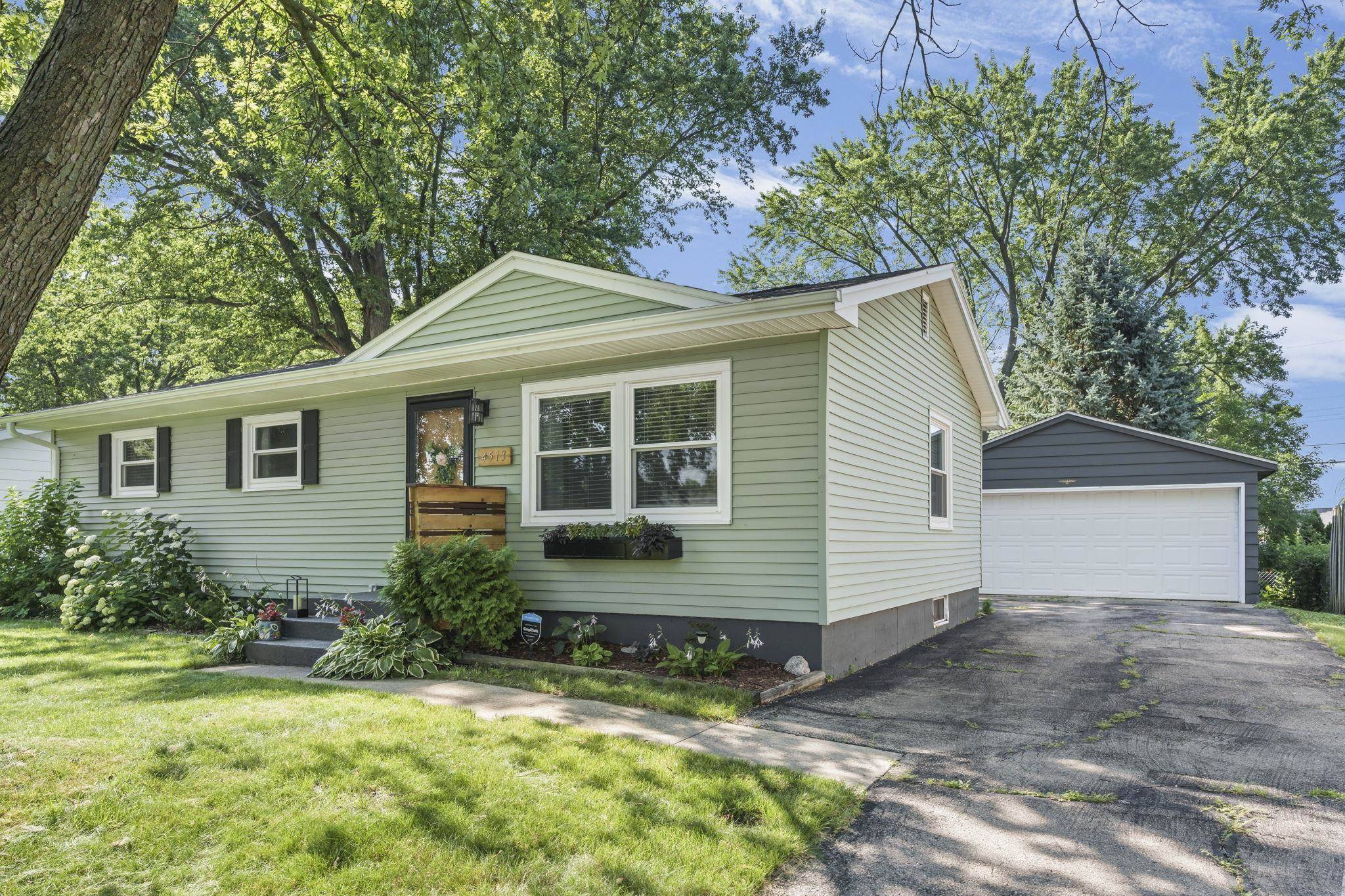Madison, WI 53714,4513 Turquoise Lane