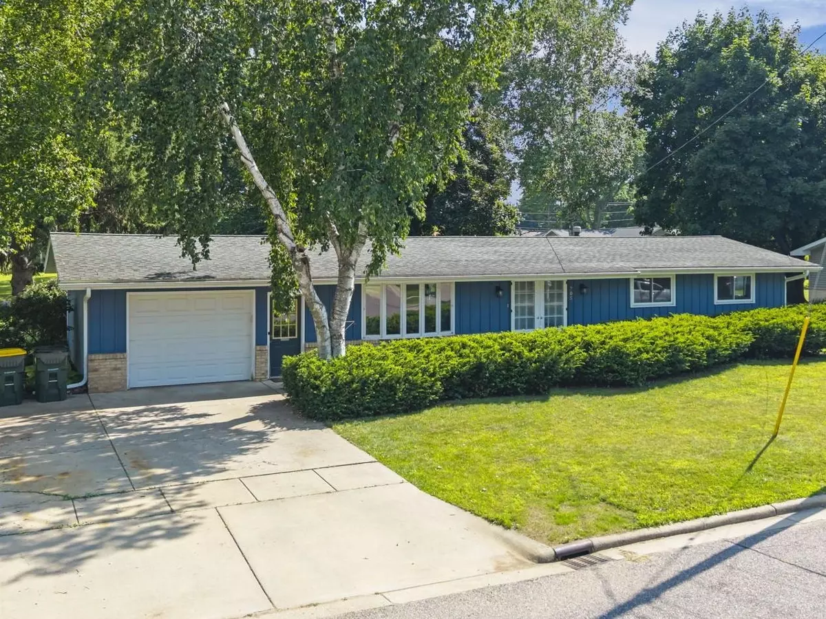 Prairie Du Sac, WI 53578,705 Ray Street