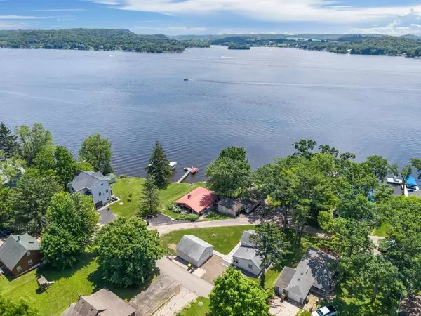 E13616 Idlewild Road, Merrimac, WI 53561