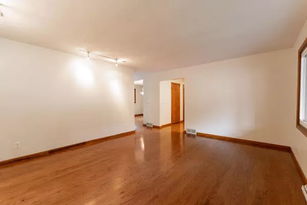 Madison, WI 53704,7 Gale Court