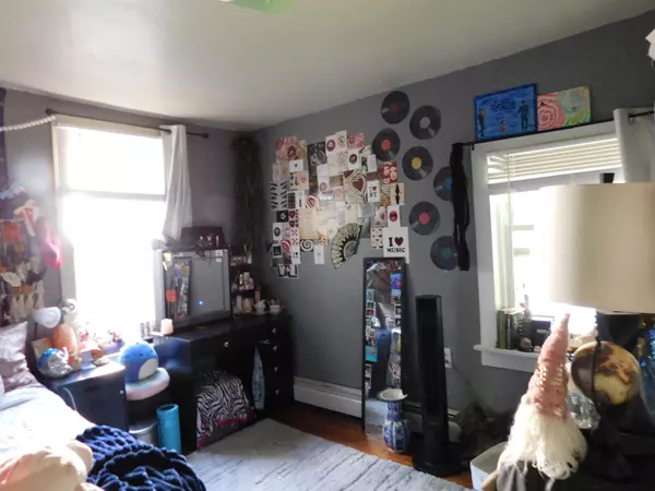 Edgar, WI 54426,216 Thomas Hill Road