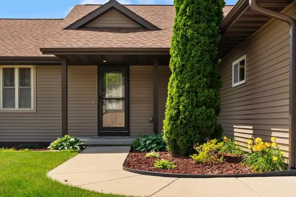 Evansville, WI 53536,713 Orchard View Drive