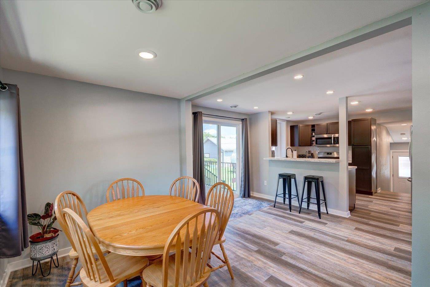 Deerfield, WI 53531,14 N Prairie Avenue