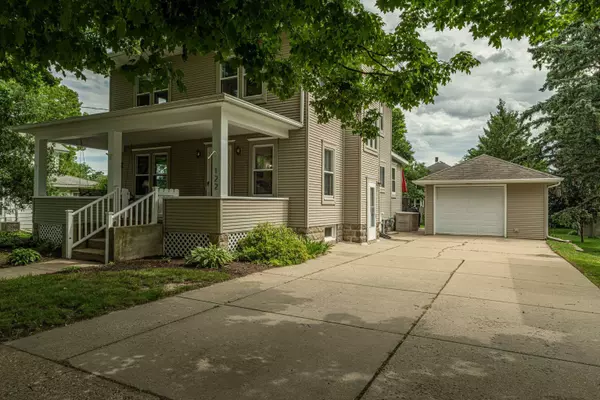 122 E Pearl Street, Belleville, WI 53508