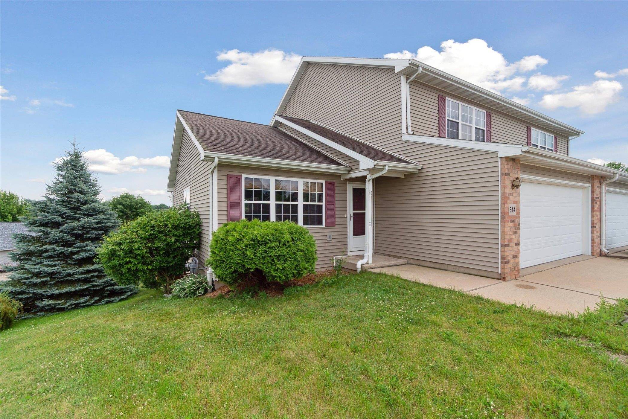 314 N Mountin Drive #1, Mayville, WI 53050