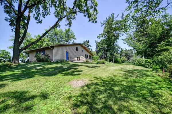 Stoughton, WI 53589,1078 State Hwy 138 Road