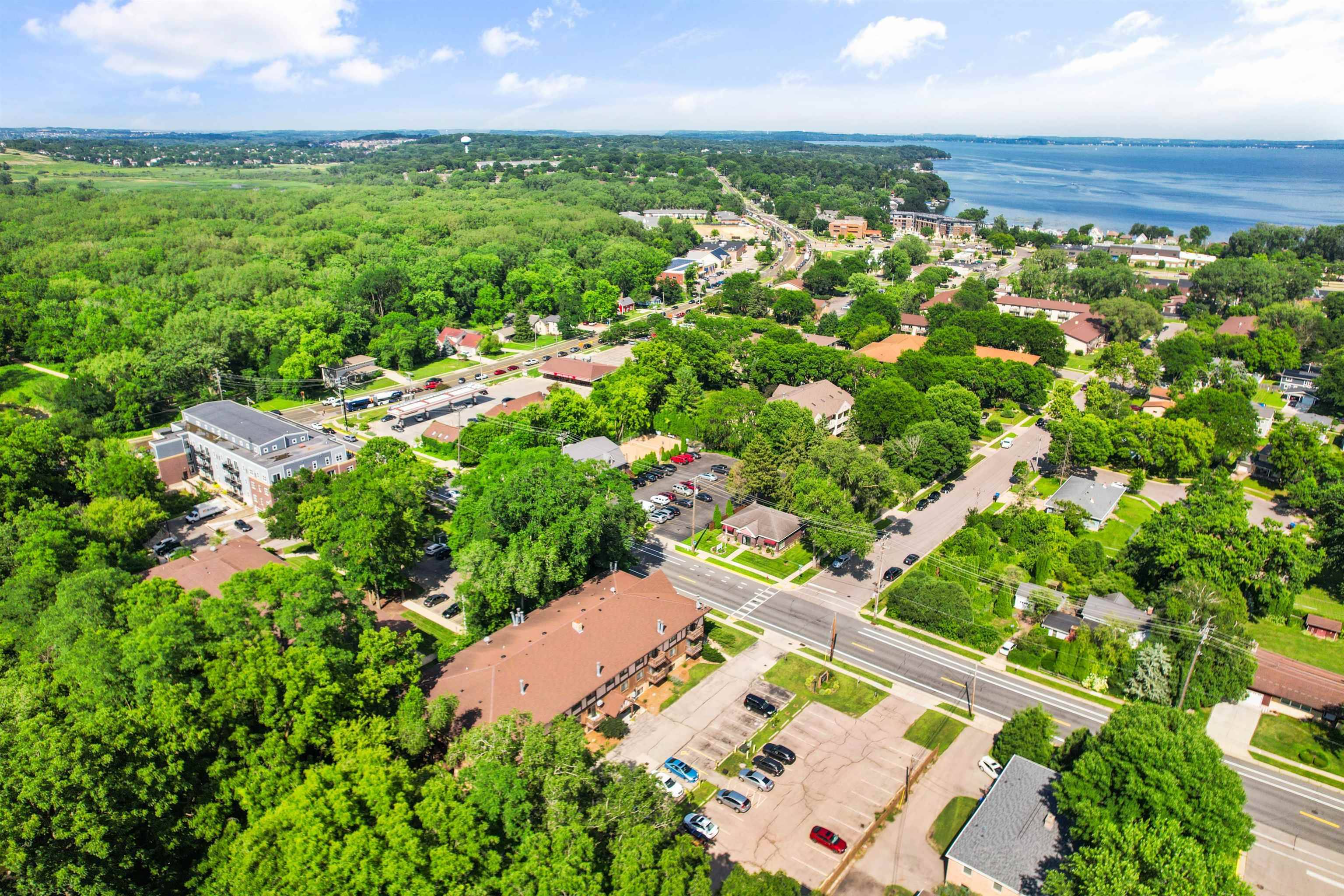 Middleton, WI 53562,2564 Branch Street #12