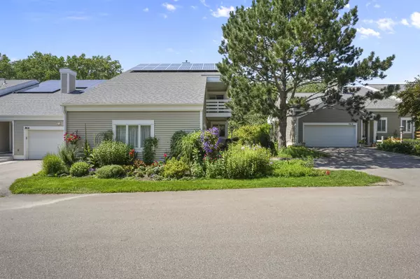 Madison, WI 53717,7412 Cedar Creek Trail