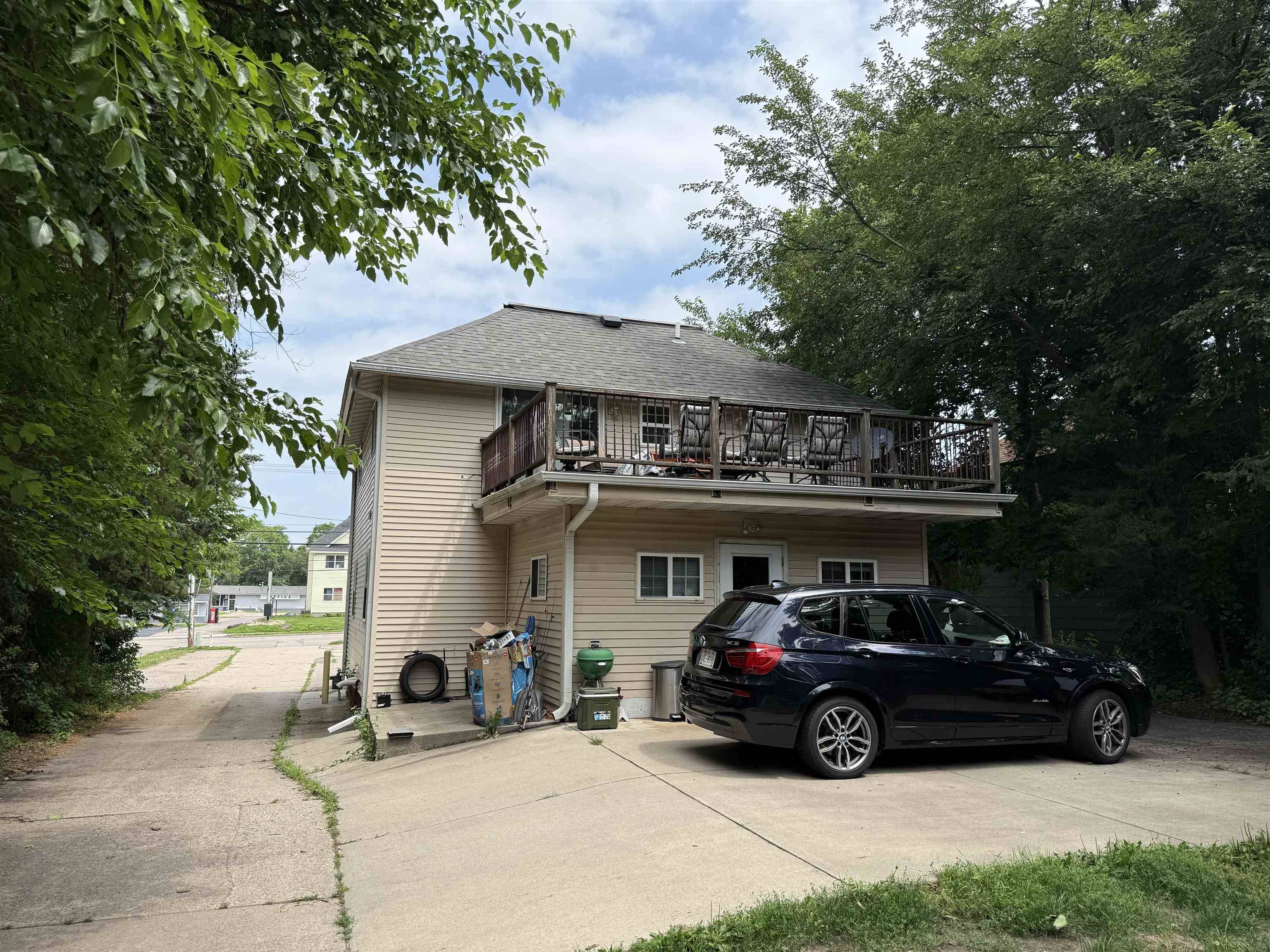 Reedsburg, WI 53959,1148 E Main Street