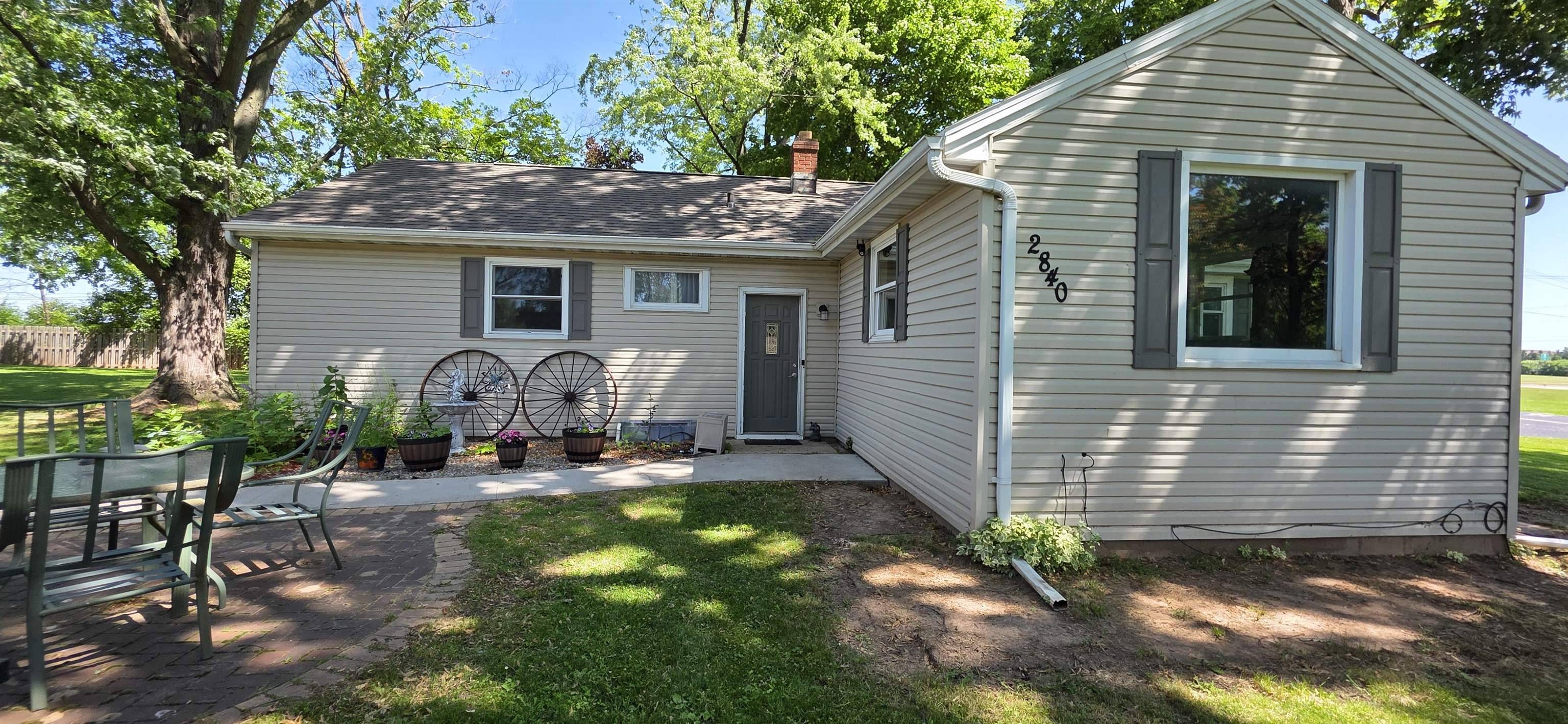 2840 E Hietpas Street, Appleton, WI 54911