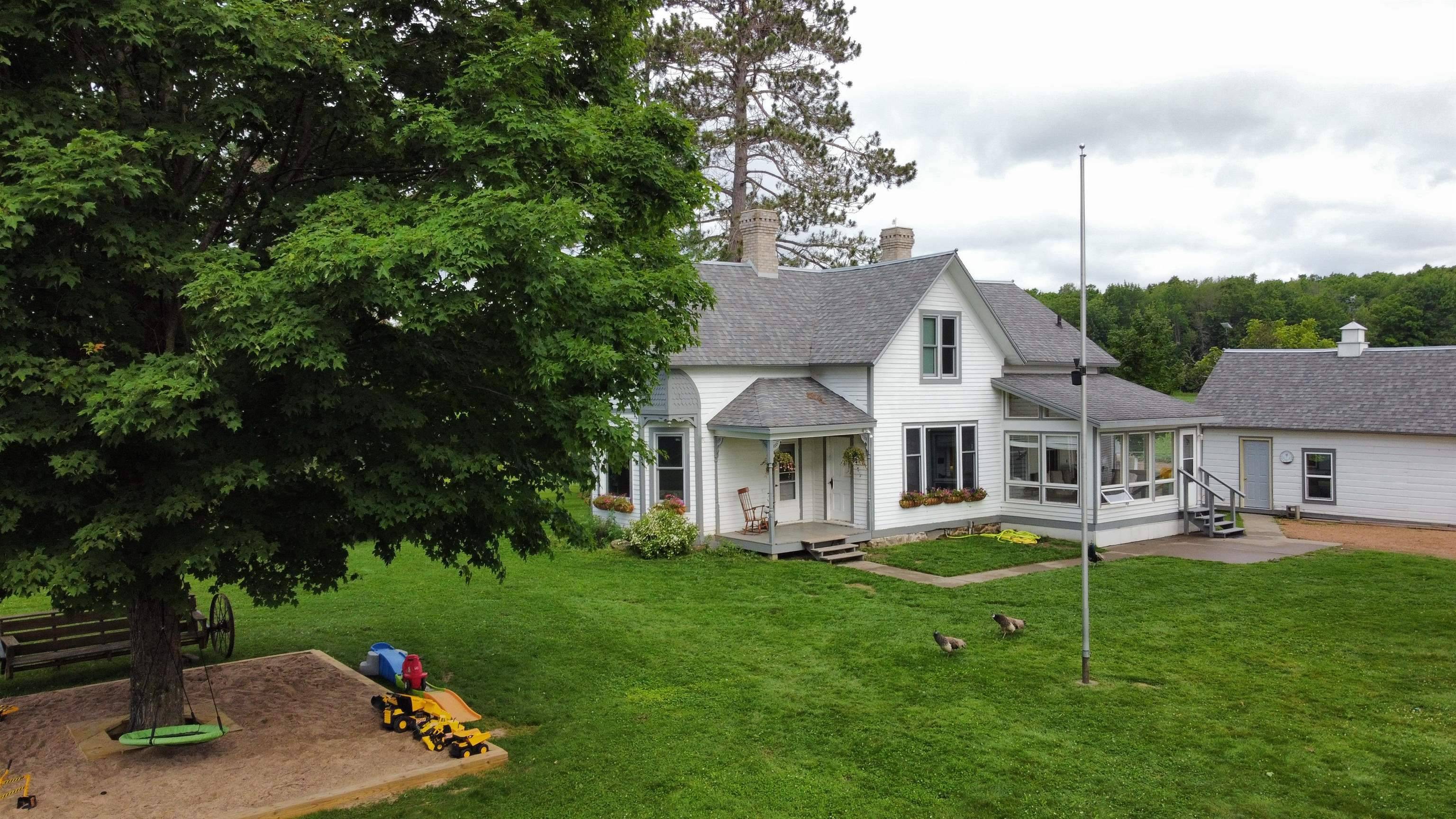 Elcho, WI 54428,W10402 Sunset Road