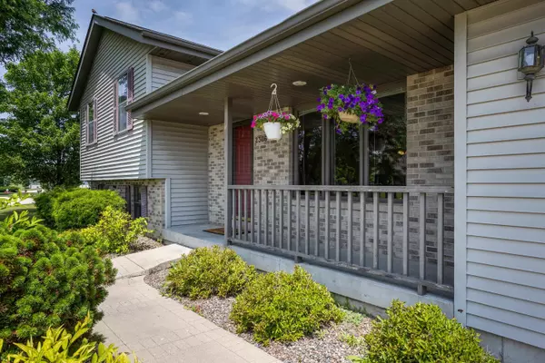 Janesville, WI 53546,2306 Stonefield Lane