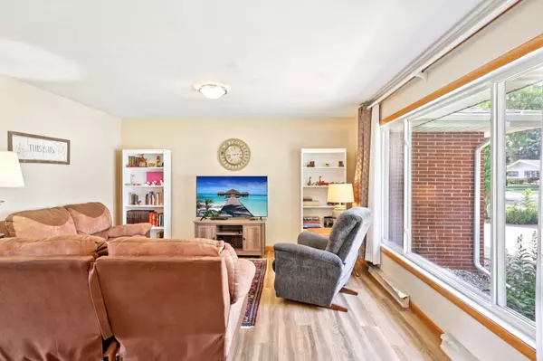 Portage, WI 53901,208 E Minnehaha Avenue