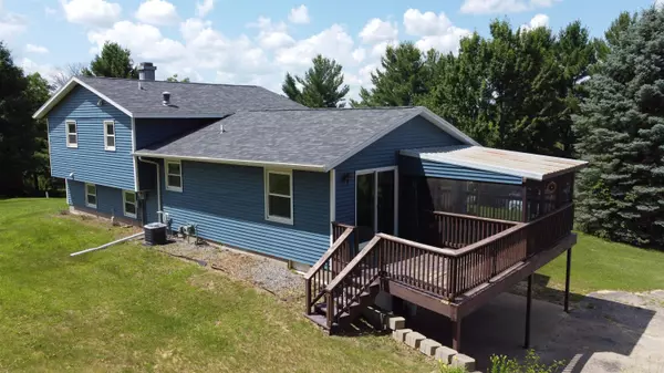 Tomah, WI 54660,15165 Hennepin Road