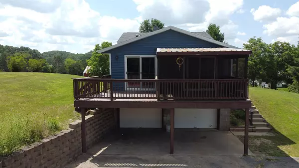 Tomah, WI 54660,15165 Hennepin Road