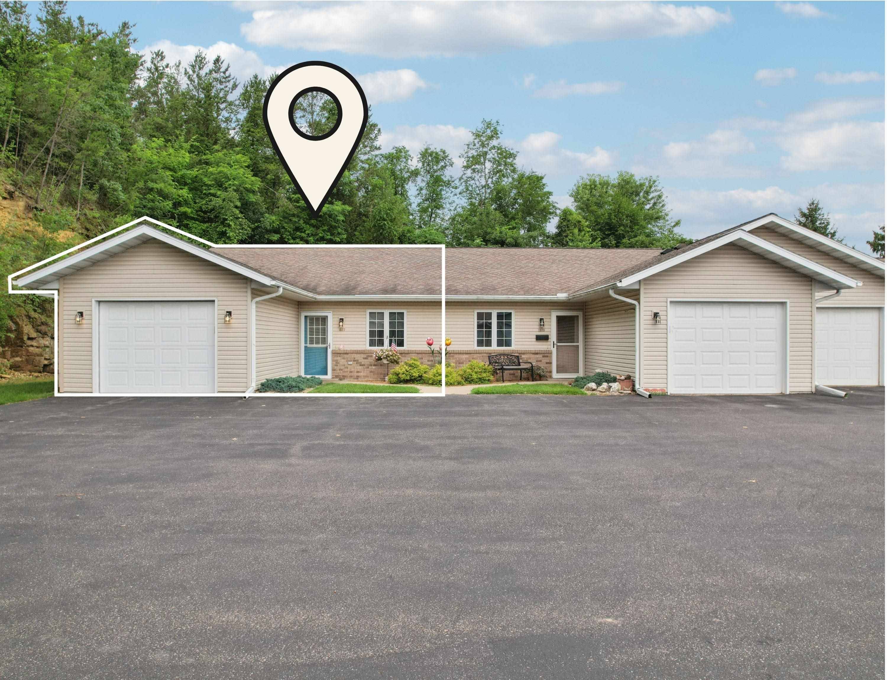 1577 N Dewey Avenue, Reedsburg, WI 53959