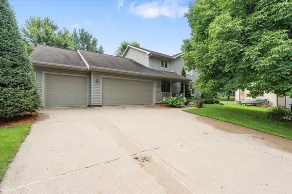 Fitchburg, WI 53711,2524 CARRIEDALE Court