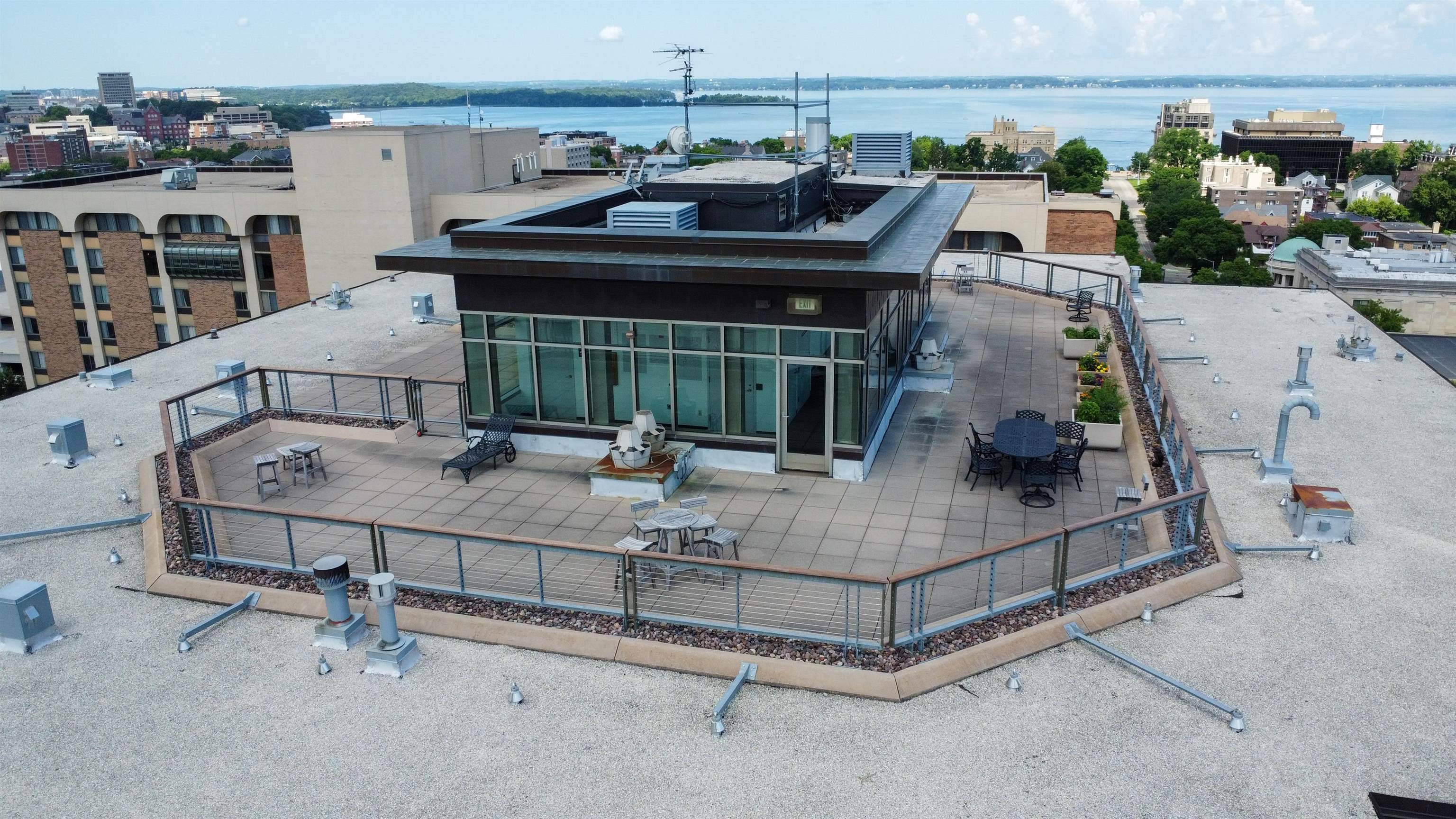 Madison, WI 53703,100 Wisconsin Avenue #904