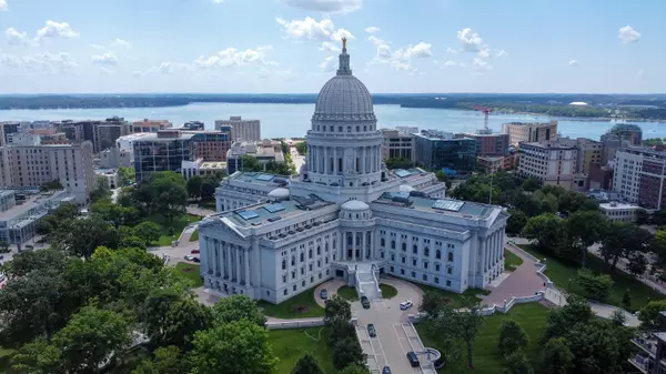 Madison, WI 53703,100 Wisconsin Avenue #904