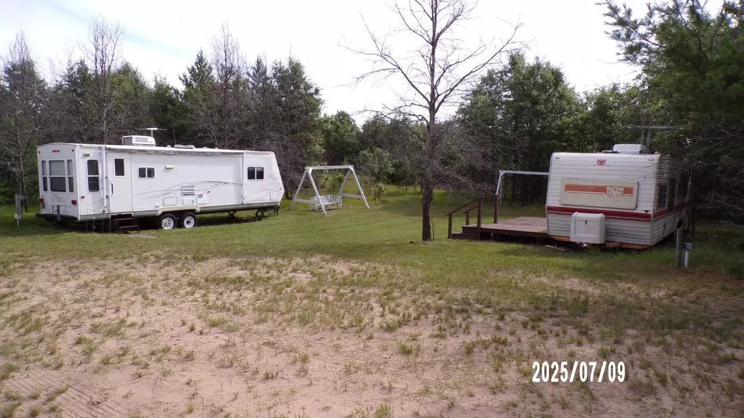 858 7th Avenue, Hancock, WI 54943