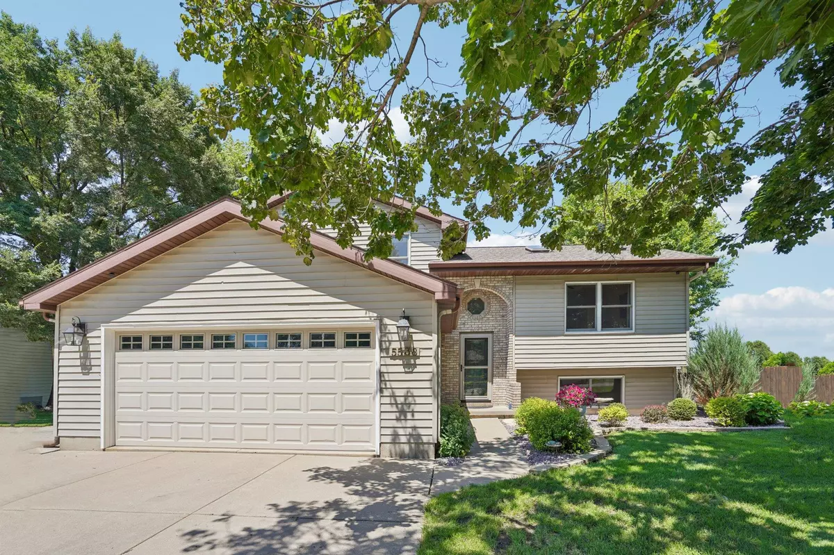 Waunakee, WI 53597,5538 Galway Drive