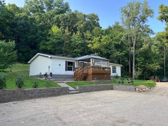 1862 Village Creek Drive, Lansing, IA 52151