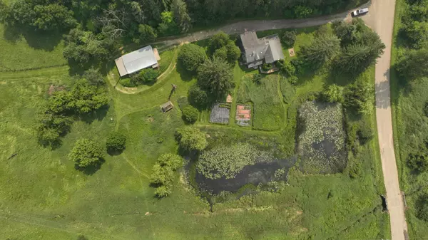 Elroy, WI 53929,W10130 Powers Road