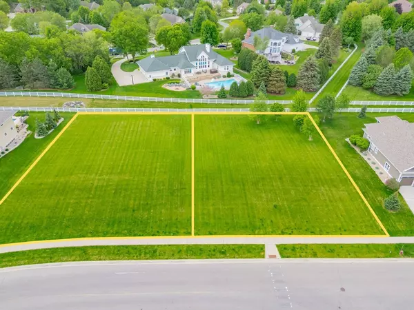 L104 Tuscany Lane, Waunakee, WI 53597