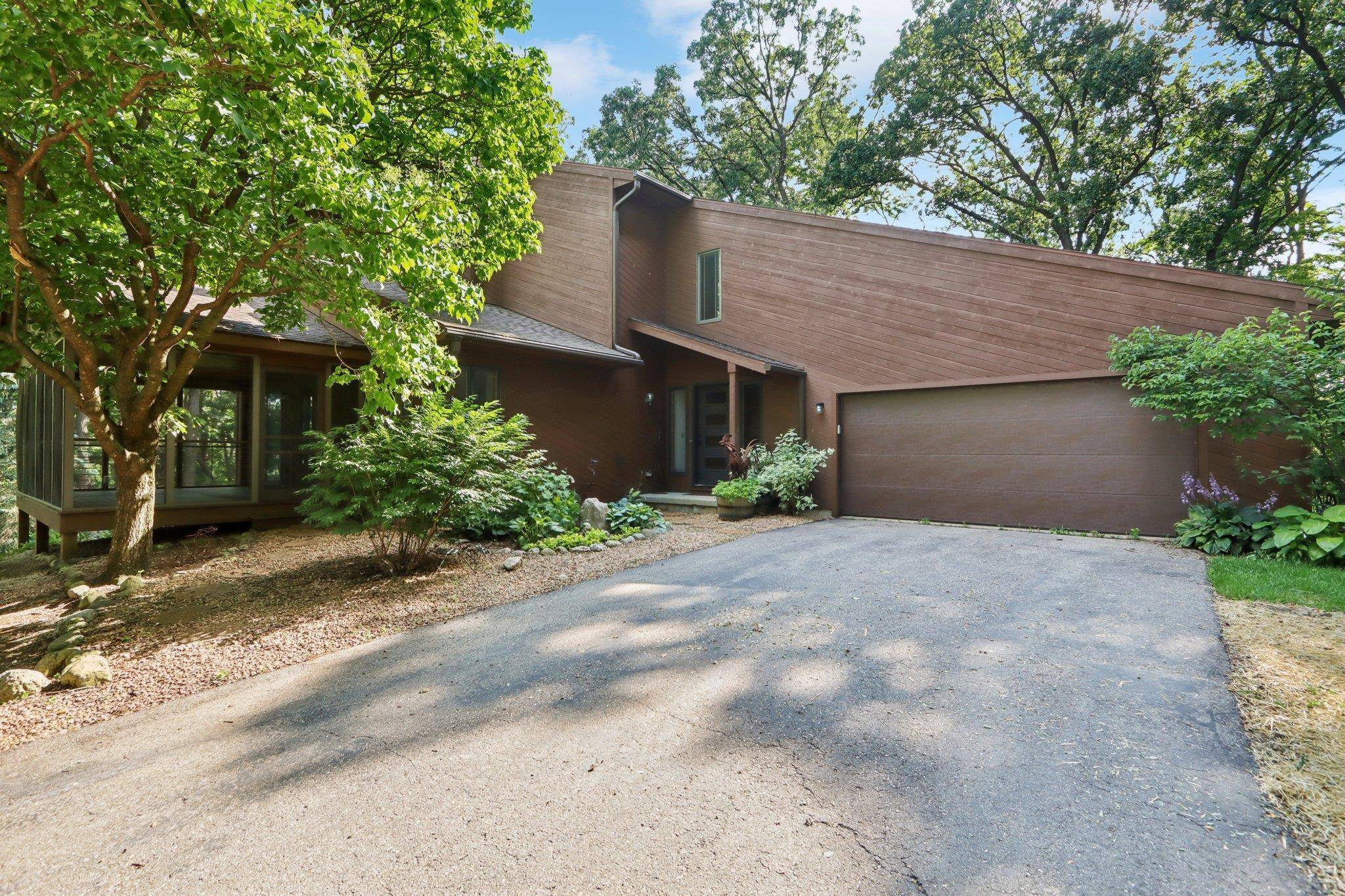 Madison, WI 53719,6853 Shagbark Court