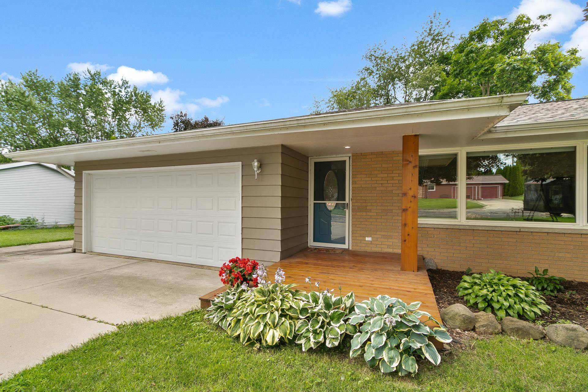 Stoughton, WI 53589,825 Truman Road