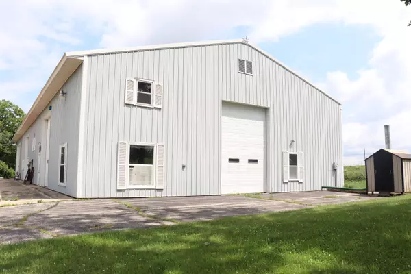 Blue Mounds, WI 53517,10538 W Erbe Road