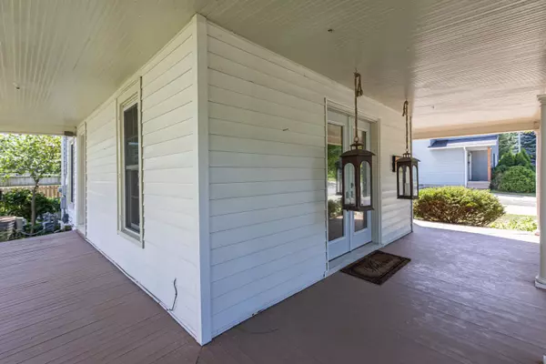 Lake Mills, WI 53551,404 College Street