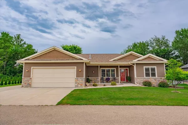 102 Penny Lane, Lodi, WI 53555
