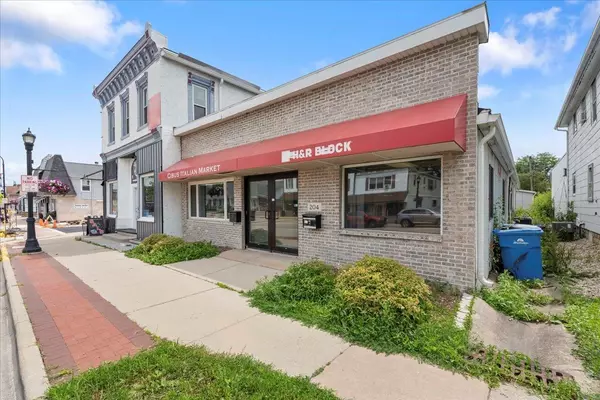 Waunakee, WI 53597,200 & 204 W Main Street