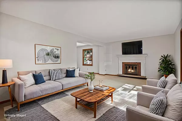 Monona, WI 53716,5711 Pheasant Hill Road