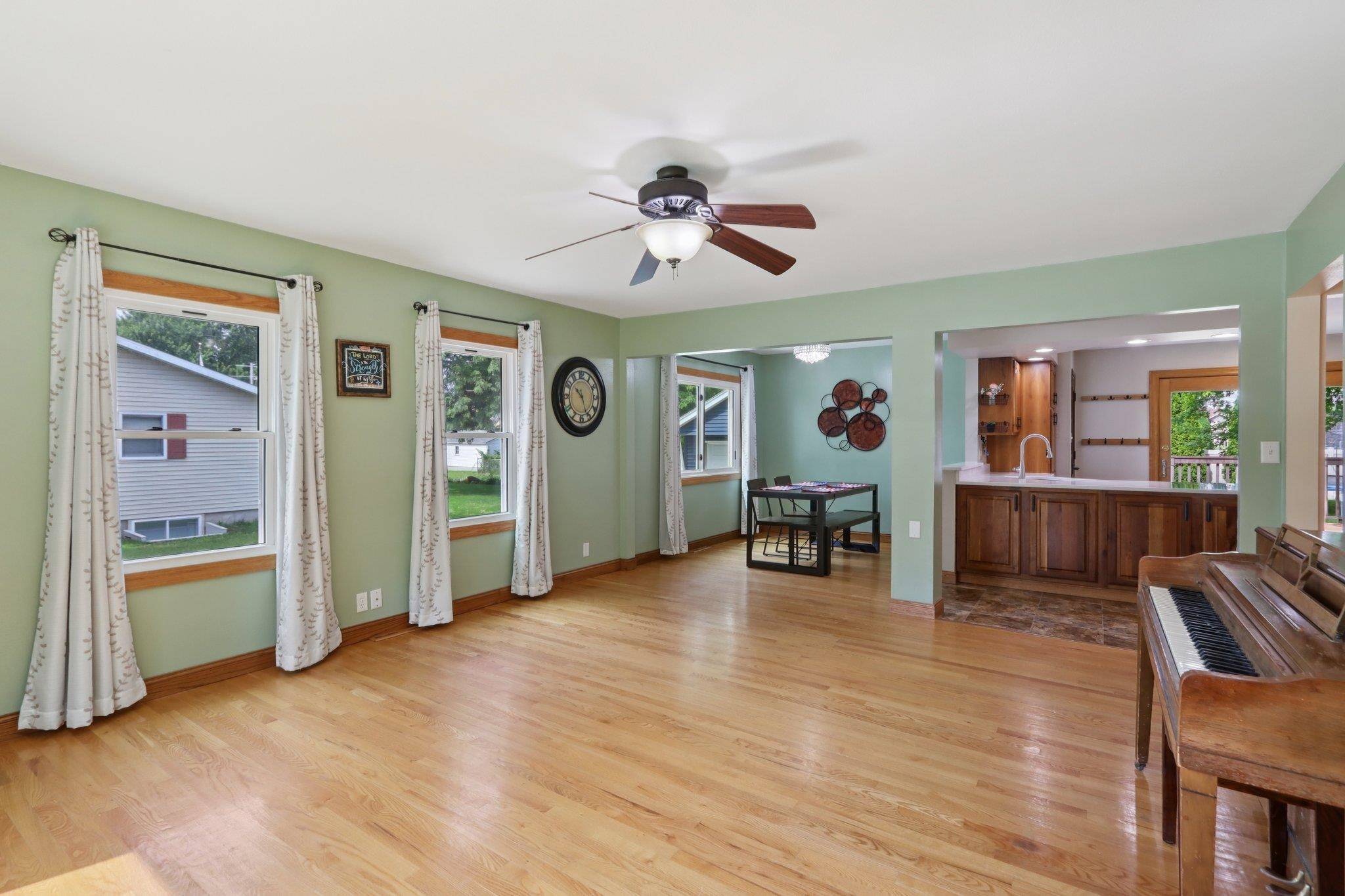 Jefferson, WI 53549,709 S Whitewater Avenue