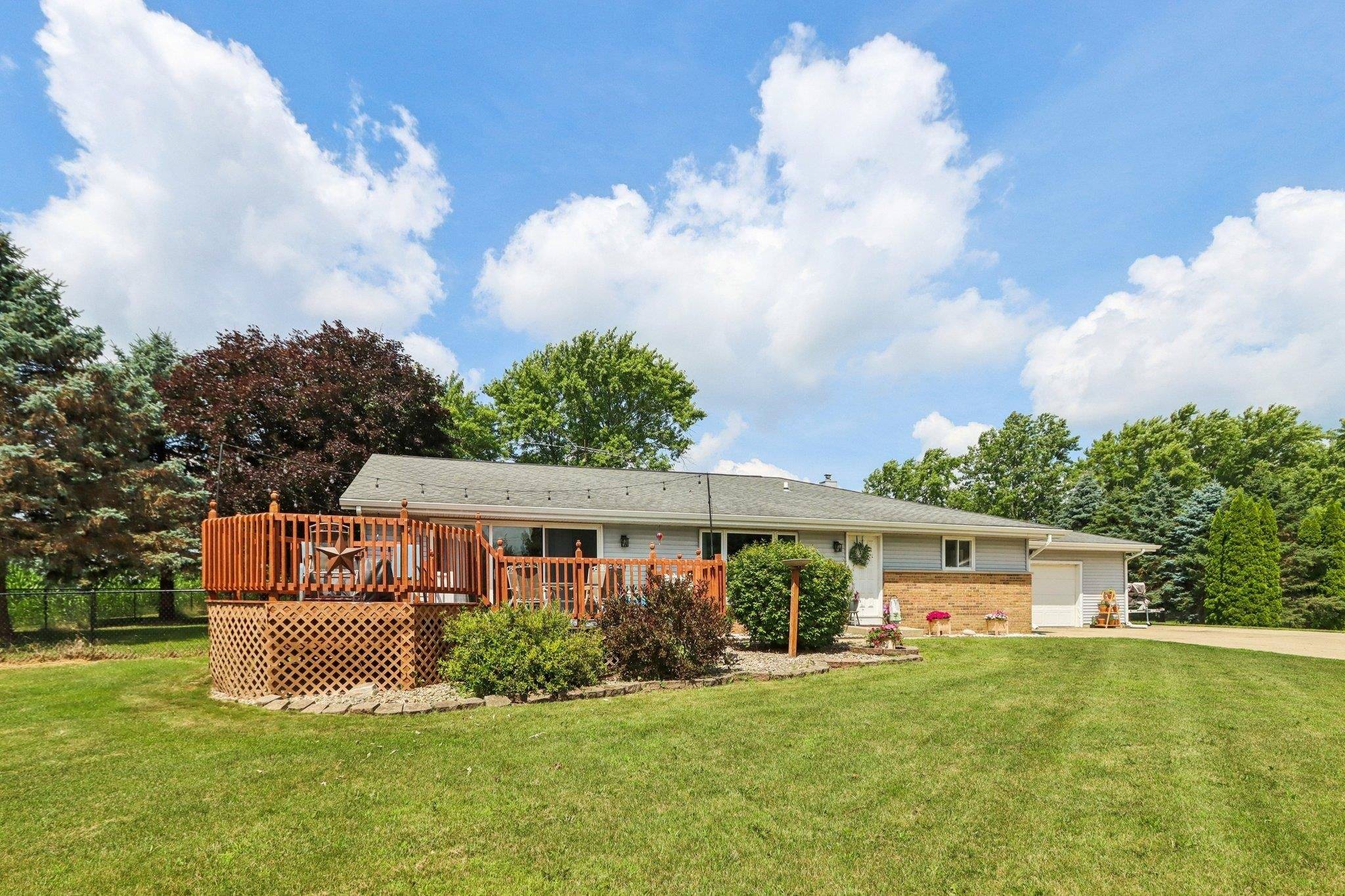 4509 N County Road H, Janesville, WI 53548